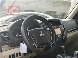 ميتسوبيشي باجيرو